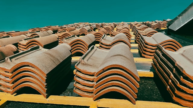 Roof Repair vs. Roof Replacement: Which Option Saves You More Money in Ohio?